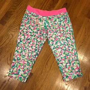 Nike Dri-Fit Knee Length Workout Leggings